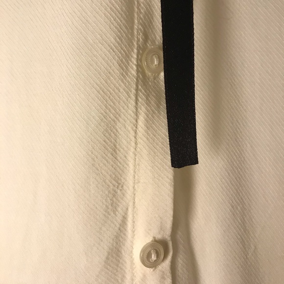 Urban Outiftters Pins and Needles shirt - Picture 3 of 5